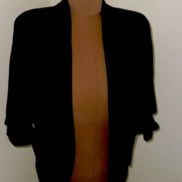 Jackets & Blazers - Black⚫️ Ruchard Sleeve Blazer Size 14 NWT